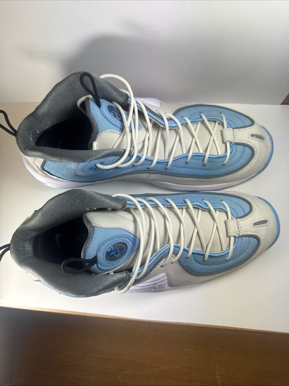 Nike Air Penny 2 Social Status Men’s Size 10.5 Blue and White Athletic Sneakers - Picture 5 of 12